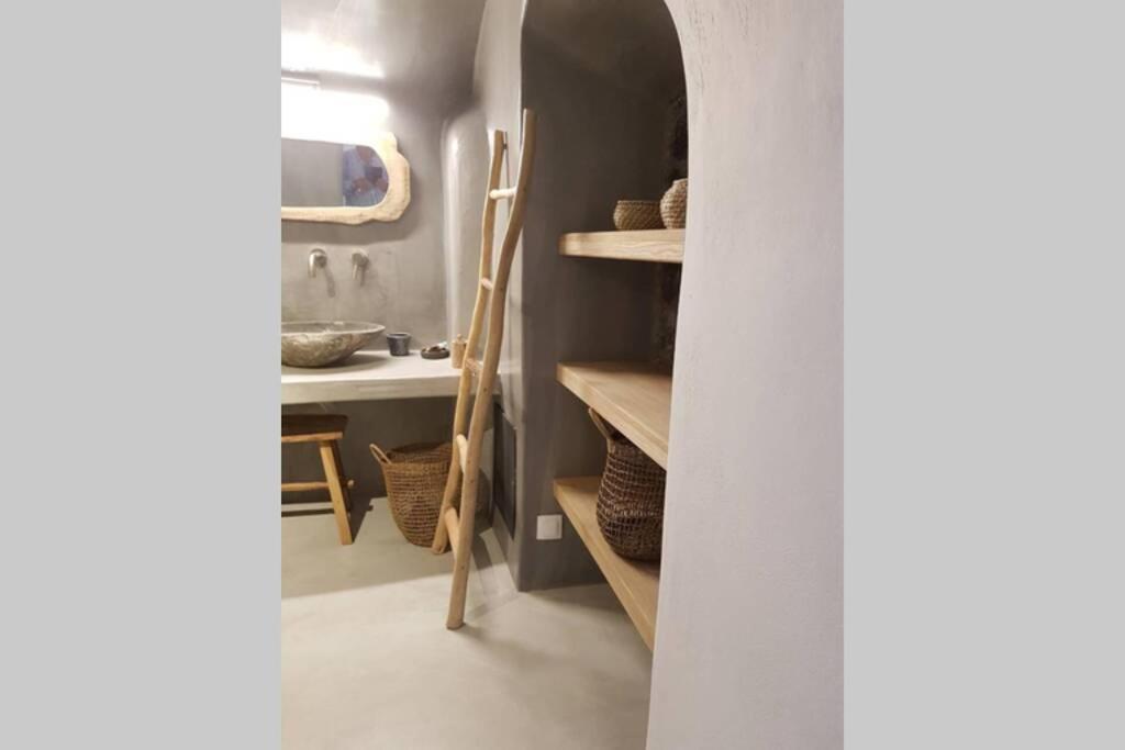 Santorini Folia Cave House With Jacuzzi Villa Pýrgos Exterior foto