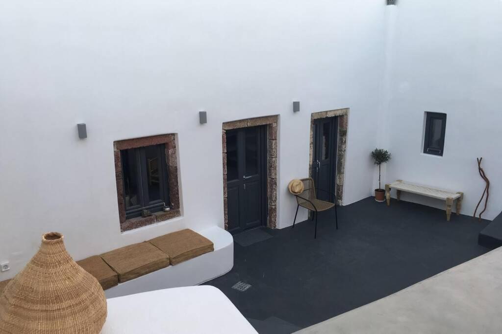 Santorini Folia Cave House With Jacuzzi Villa Pýrgos Exterior foto