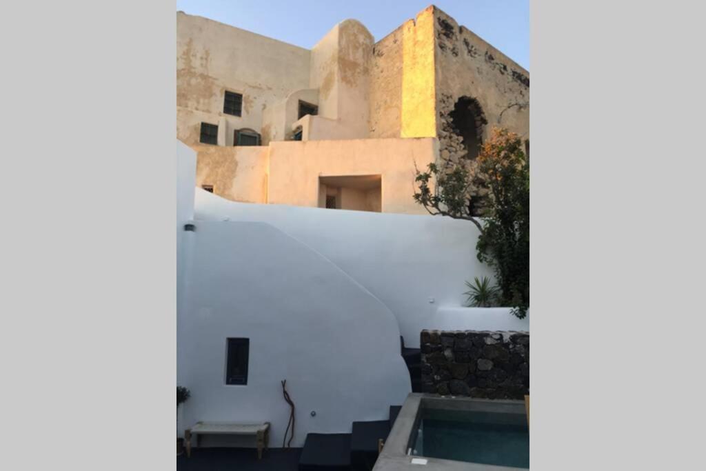 Santorini Folia Cave House With Jacuzzi Villa Pýrgos Exterior foto